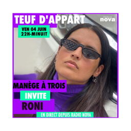Manège à trois invite Roni